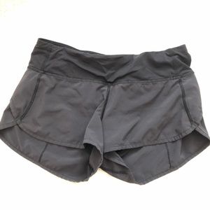 Lululemon Run shorts size 4!! Like new!! 💖
